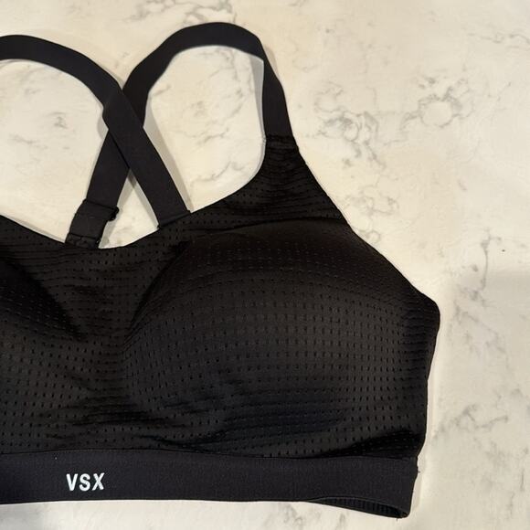 Victorias Secret Sport Sports Bra perforated crisscross adjustable strap 36D - Picture 2 of 5